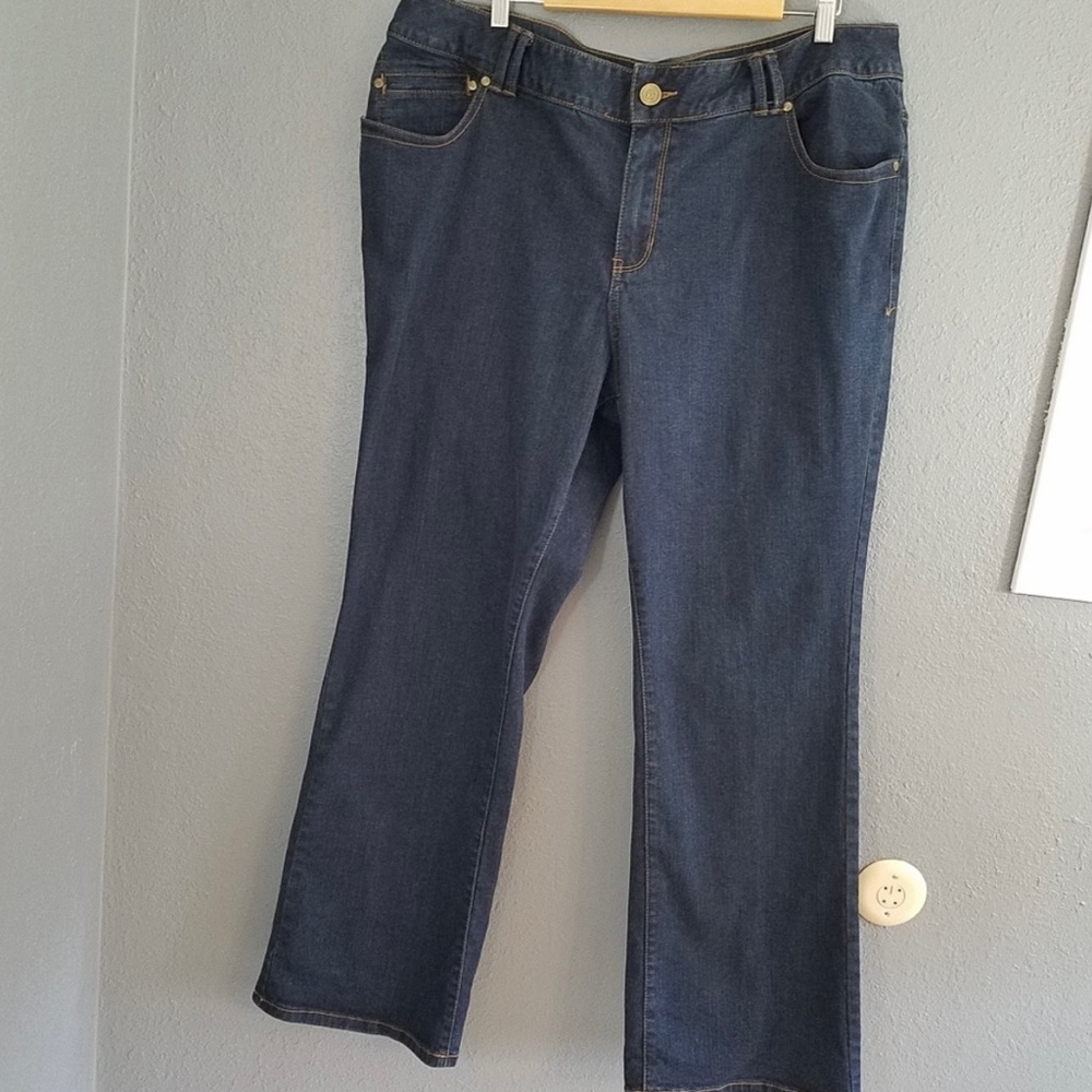 Lane Bryant Slim Bootcut Genius Fit Jeans 22
